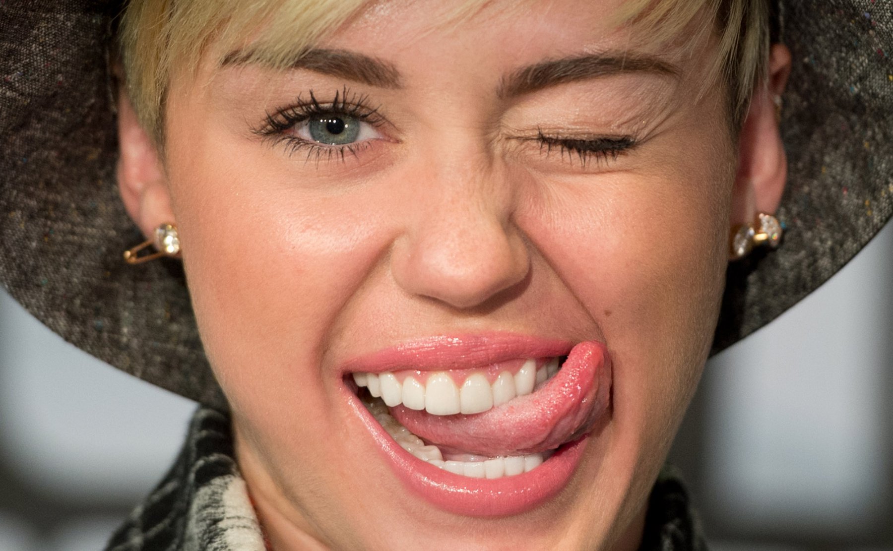 US-Popstar und Teenie-Idol Miley Cyrus. Foto: Boris Roessler/dpa 