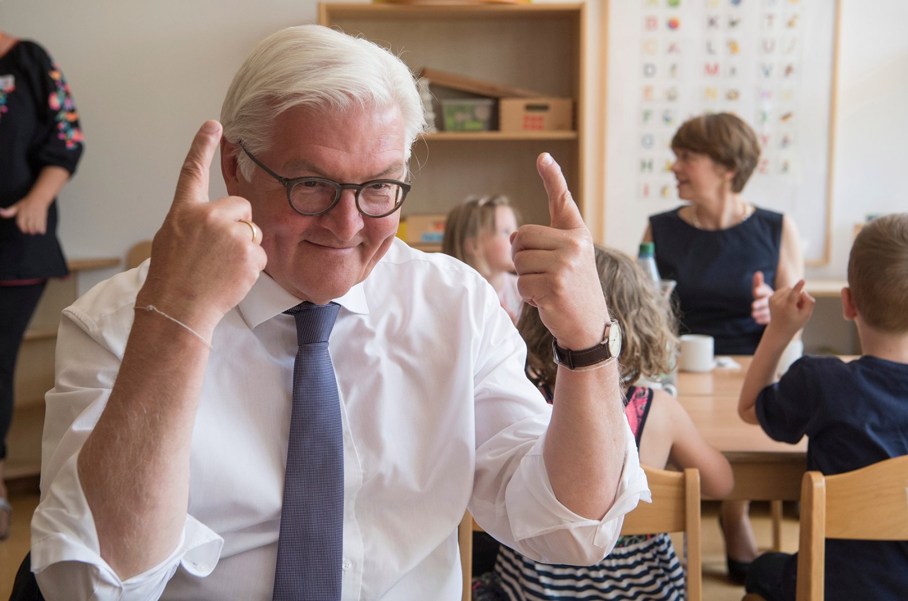 Bundespräsident Frank-Walter Steinmeier besucht die Kindertagesstätte "Schatzkiste" in Darmstadt.